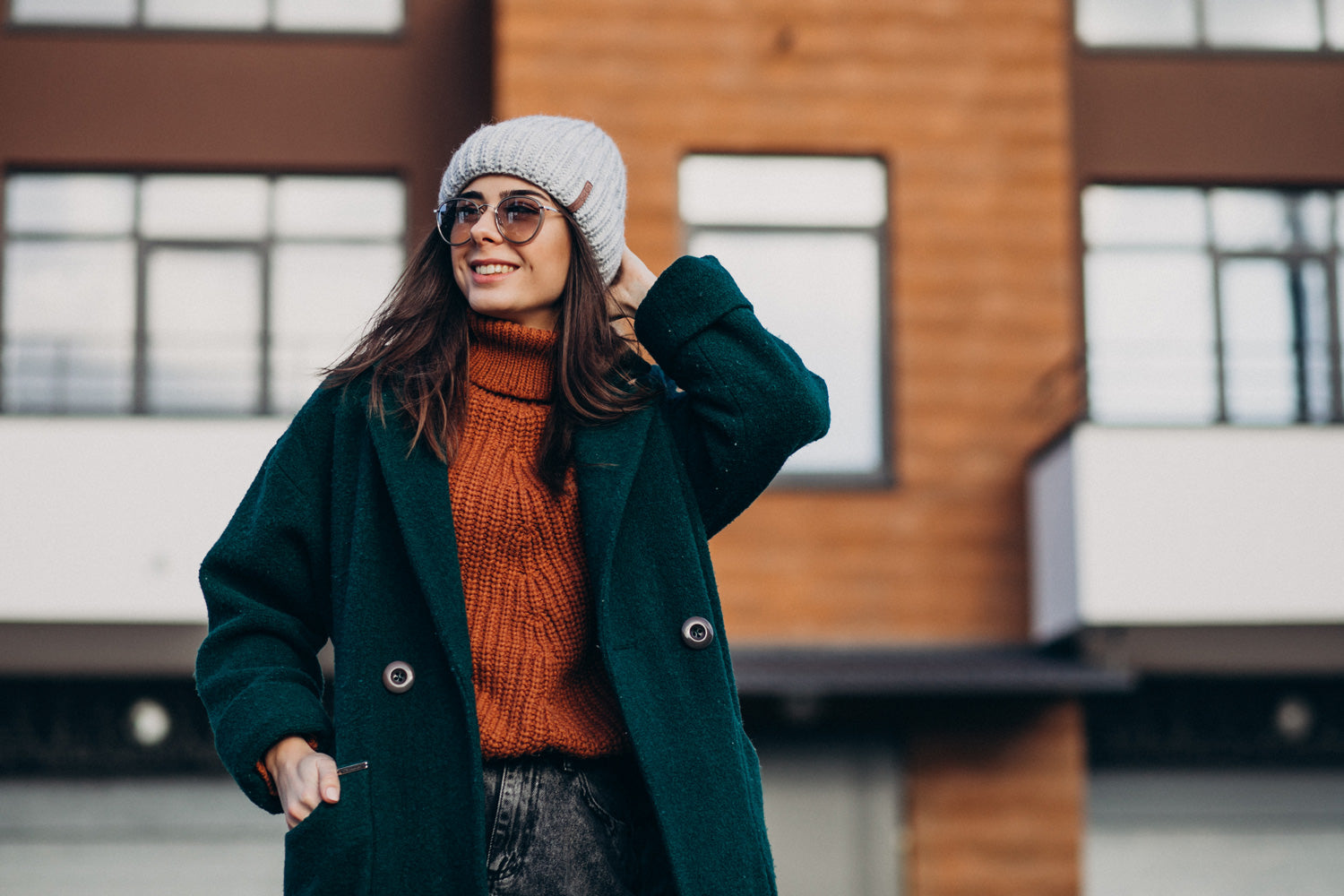 Winter Chic: A Guide to Staying Warm and Stylish
