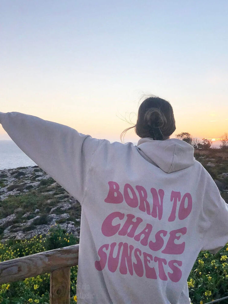 Ladies Born To Chase Sunsets Printed Preppy Oversized Sweatshirts